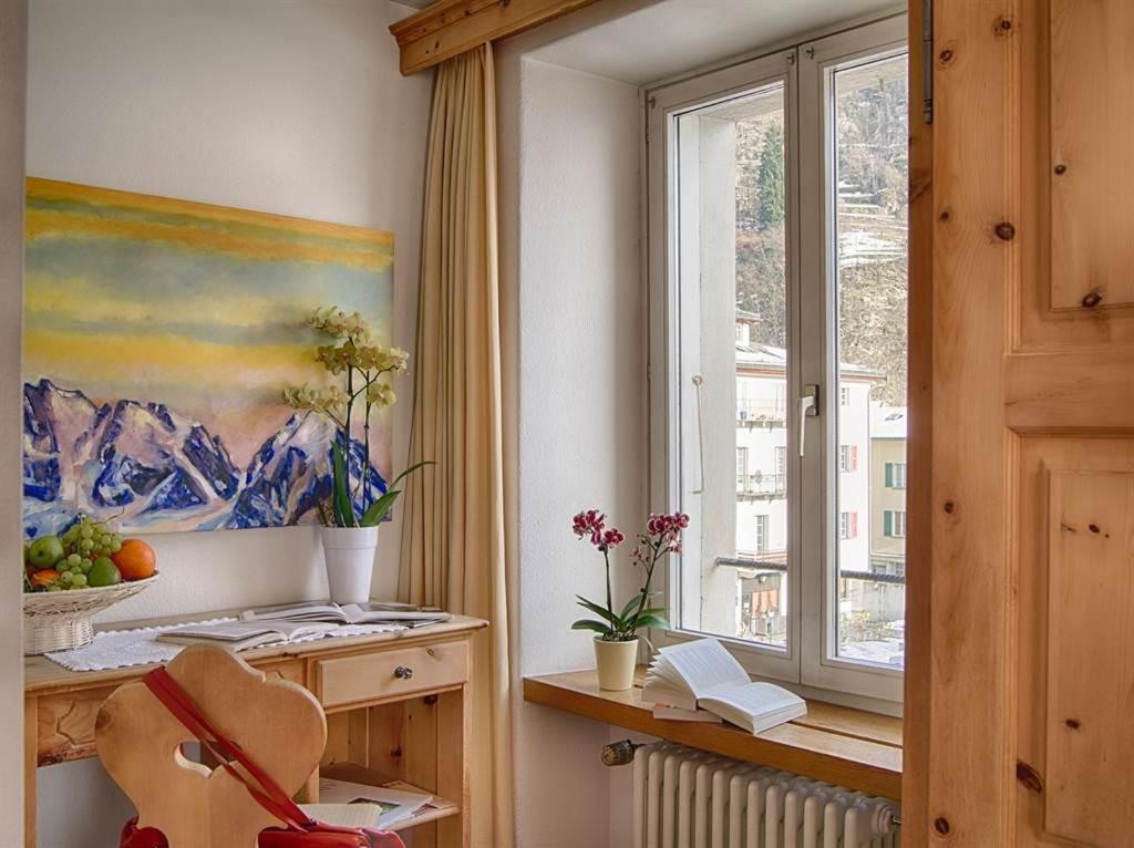 Poschiavo Suisse Hotel & Traditional Fondue Stube Экстерьер фото